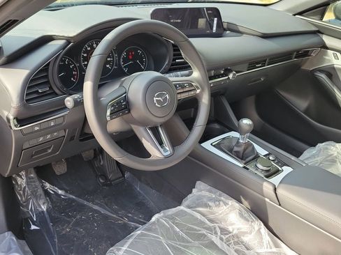 New 2026 MAZDA MAZDA3 2.5 S Hatchback w/ Premium Pkg FWD image 16