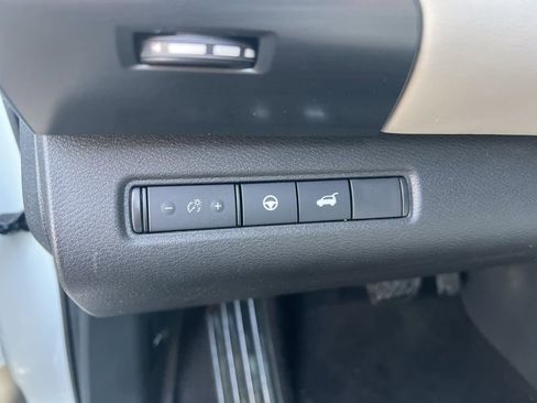 Certified 2023 Nissan Pathfinder SL w/ SL Premium Package image 54