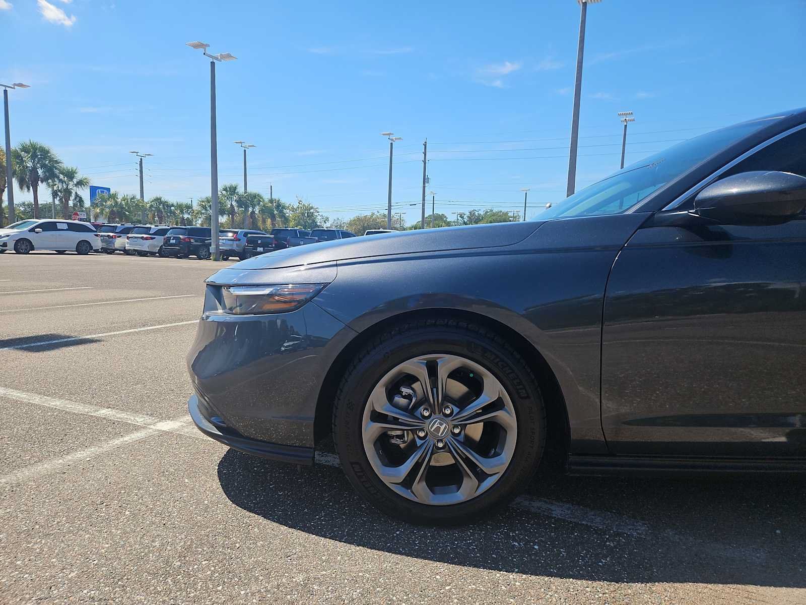 Used 2024 Honda Accord EX image 19