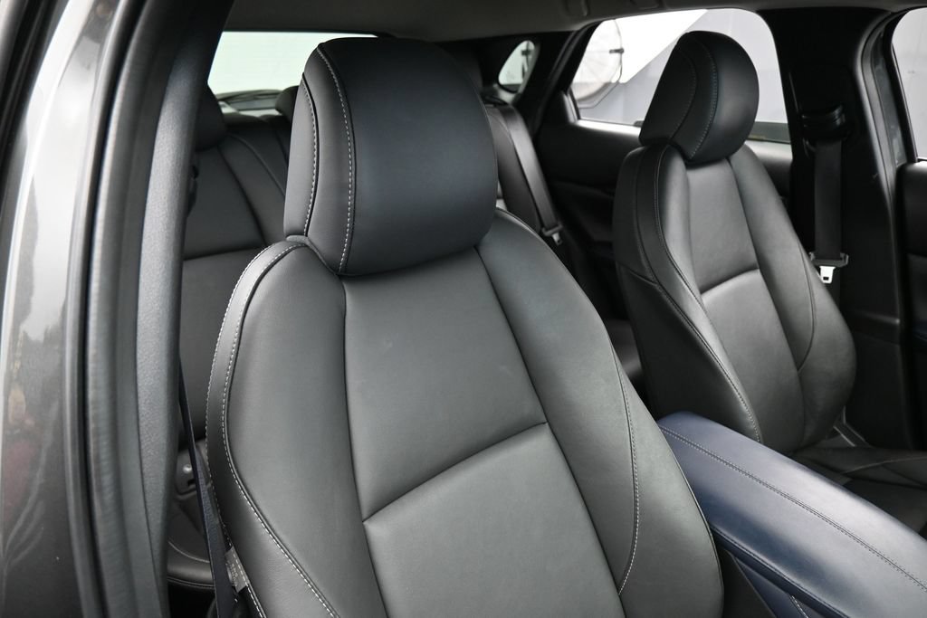 Used 2020 MAZDA CX-30 FWD w/ Select Package image 40