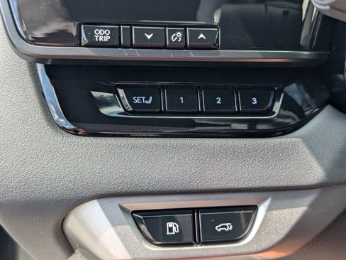 Used 2024 Lexus RX 350 F Sport w/ Convenience Package AWD/4WD image 23