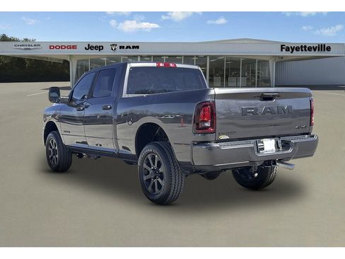 New 2026 RAM 2500 Big Horn AWD/4WD image 5