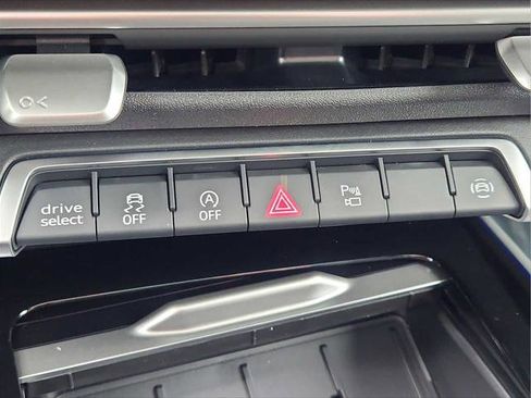 New 2026 Audi Q3 quattro 2.0T AWD/4WD image 11