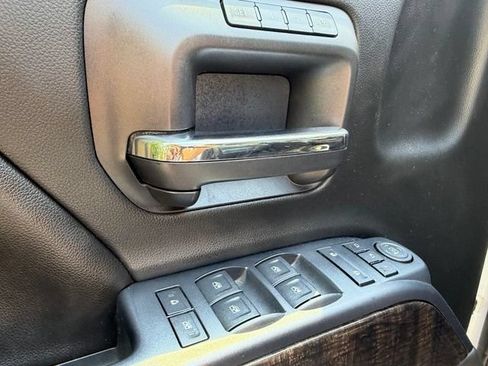 Used 2016 GMC Sierra 2500 Denali w/ Duramax Plus Package AWD/4WD image 14