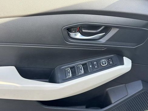 Certified 2025 Honda Accord LX image 10