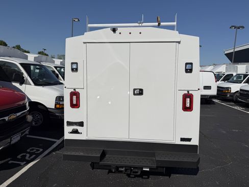 New 2026 Chevrolet Express 3500 w/ Power Convenience Package RWD image 6