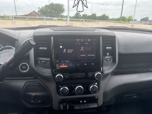 Used 2025 RAM 2500 Tradesman w/ Chrome Appearance Group image 12