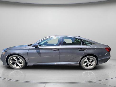 Used 2019 Honda Accord EX-L image 2