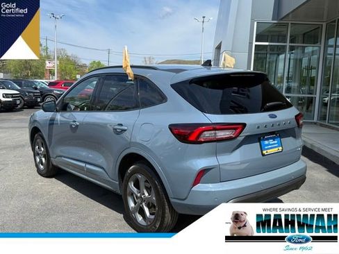 Certified 2023 Ford Escape ST-Line Select w/ Tech Pack #2 AWD/4WD image 5