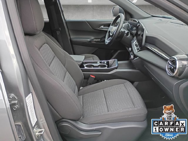 Used 2026 Chevrolet Equinox LT AWD/4WD image 24