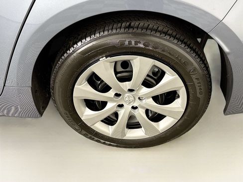 Used 2025 Toyota Corolla LE FWD image 19