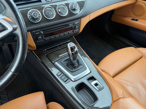 Used 2016 BMW Z4 sDrive28i w/ Sport Package image 15