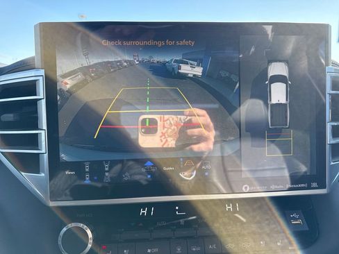 Used 2022 Toyota Tundra Platinum image 24