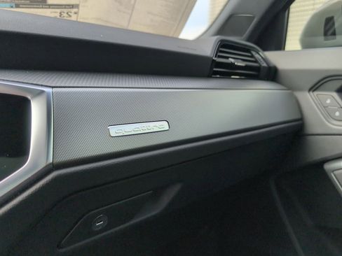 New 2025 Audi Q3 2.0T Premium image 12
