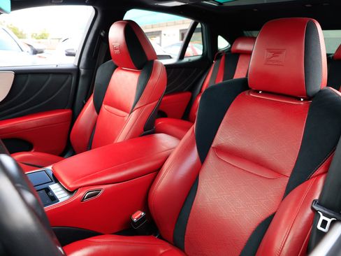 Used 2018 Lexus LS 500 F Sport w/ Accessory Package (Z2) image 9