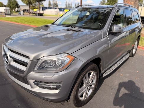 Used 2016 Mercedes-Benz GL 450 4MATIC image 7