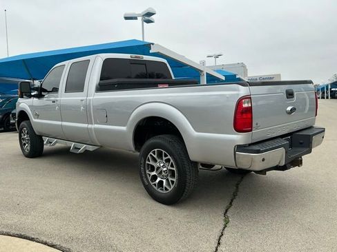 Used 2015 Ford F350 Lariat w/ Lariat Interior Package image 4