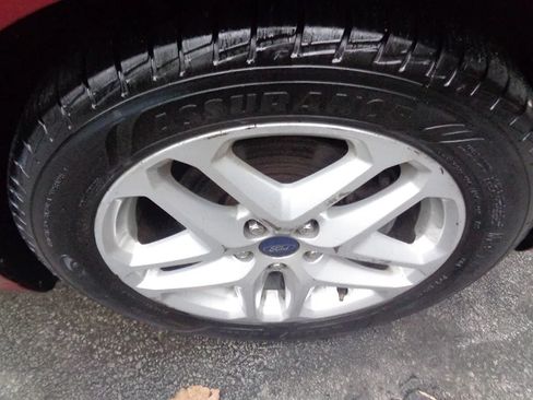 Used 2016 Ford Fusion SE FWD image 8