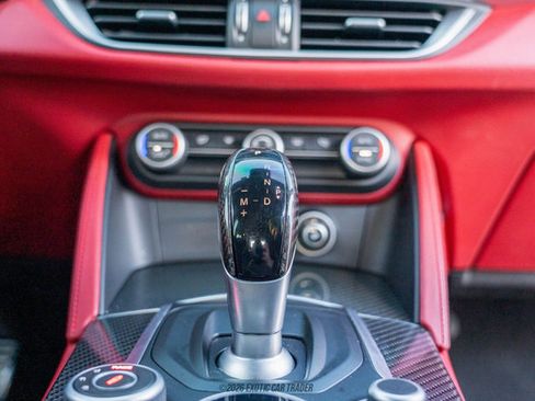 Used 2019 Alfa Romeo Stelvio Quadrifoglio image 60