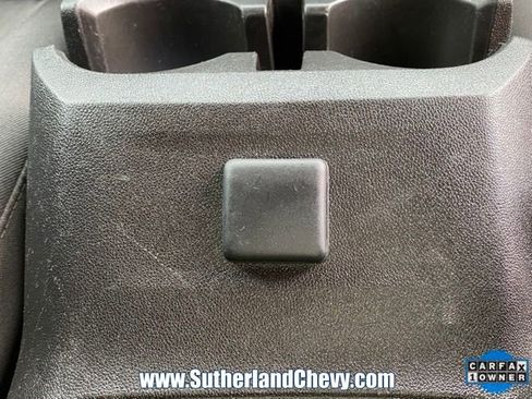 Used 2024 Chevrolet Colorado W/T image 32