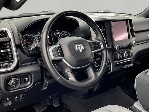 Used 2021 RAM 1500 Big Horn AWD/4WD image 14