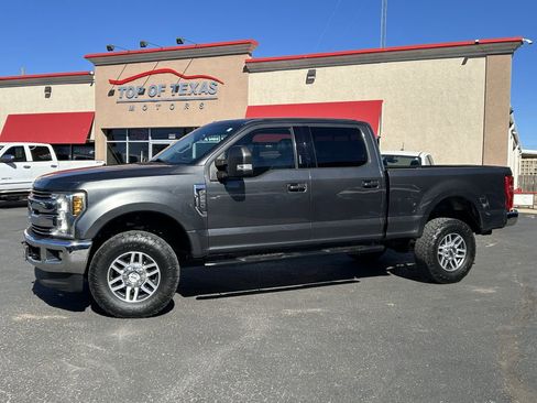 Used 2018 Ford F250 Lariat w/ Lariat Value Package image 18