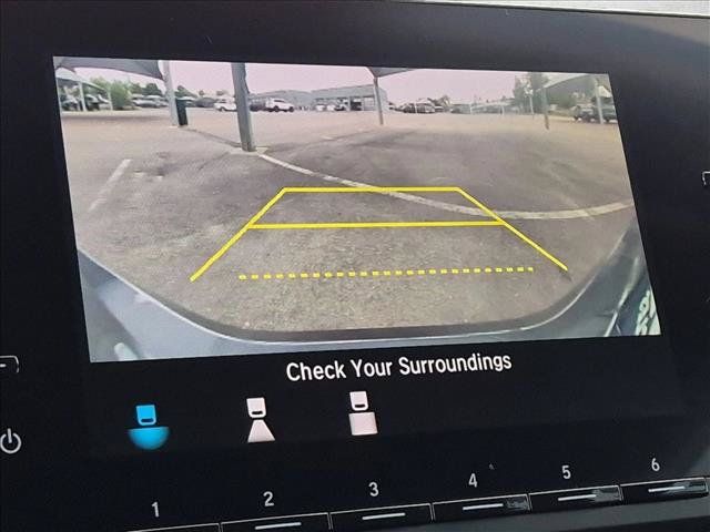 Used 2018 Honda Accord LX image 13
