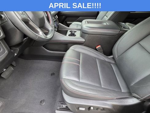 Used 2024 Chevrolet Suburban RST image 8