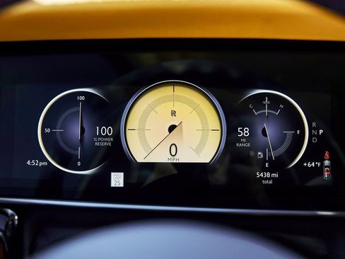 Used 2025 Rolls-Royce Cullinan image 67