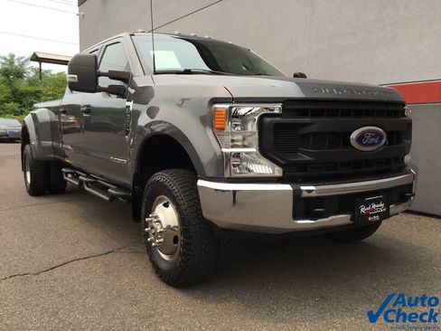 Used 2022 Ford F350 XL w/ Power Equipment Group AWD/4WD image 3