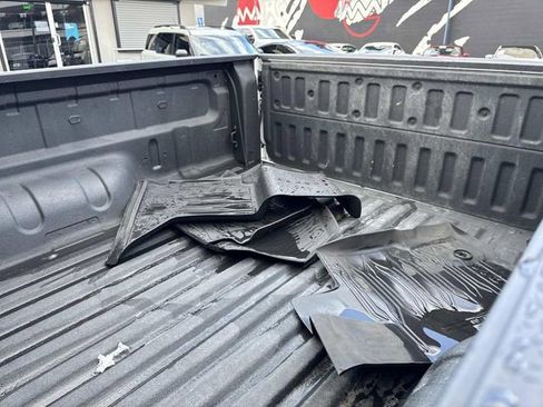 Used 2022 Ford Ranger Lariat w/ Tremor Off-Road Package image 9