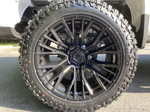 New 2026 Chevrolet Silverado 1500 Custom Trail Boss w/ LPO, Dark Essentials Package AWD/4WD image 40