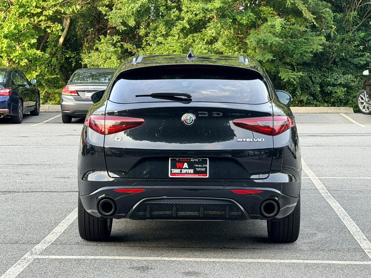 Used 2022 Alfa Romeo Stelvio Veloce AWD/4WD image 6