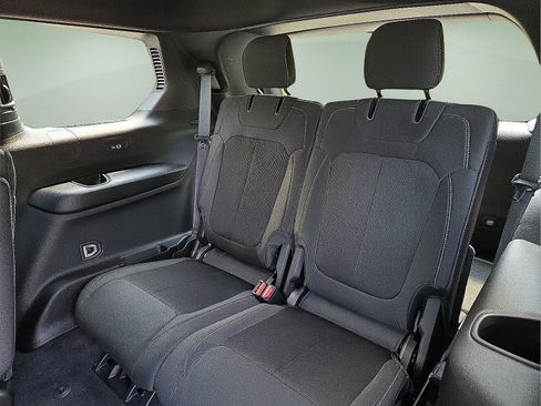 New 2025 Jeep Grand Cherokee L Laredo w/ Luxury Tech Group I AWD/4WD image 10