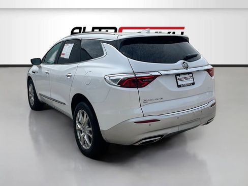 Used 2024 Buick Enclave Premium AWD/4WD image 5