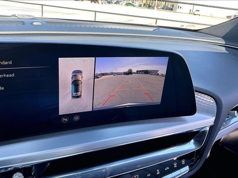 Used 2023 Cadillac Lyriq Luxury image 23