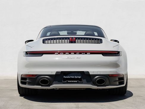 Certified 2022 Porsche 911 Targa 4S w/ Premium Package AWD/4WD image 6