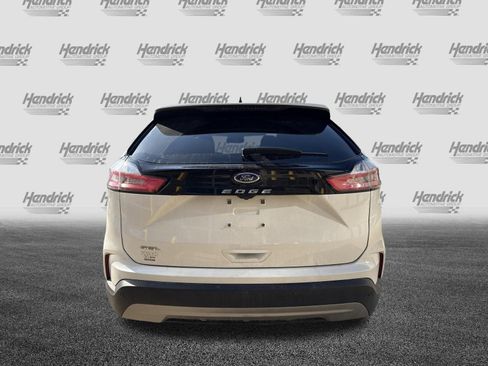 Used 2021 Ford Edge SEL w/ Convenience Package image 10