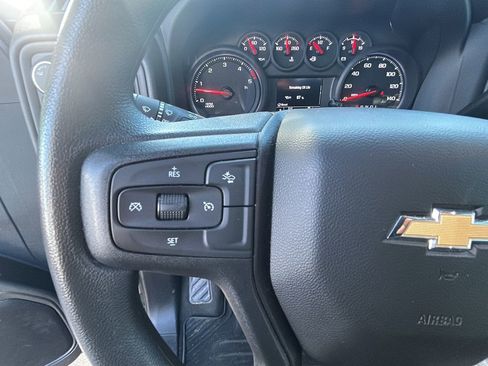 Certified 2025 Chevrolet Silverado 2500 Custom w/ Custom Value Package image 18