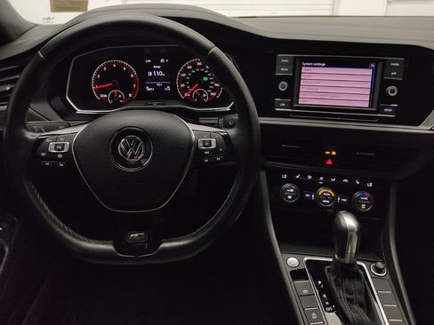 Used 2019 Volkswagen Jetta R-Line FWD image 22