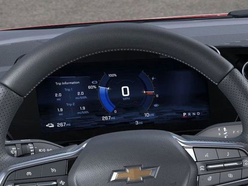 New 2026 Chevrolet Equinox EV LT image 18