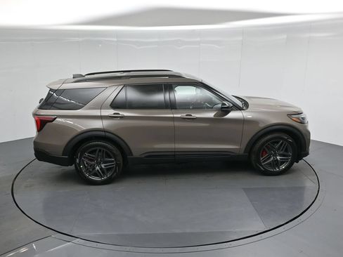 New 2026 Ford Explorer ST-Line RWD image 42