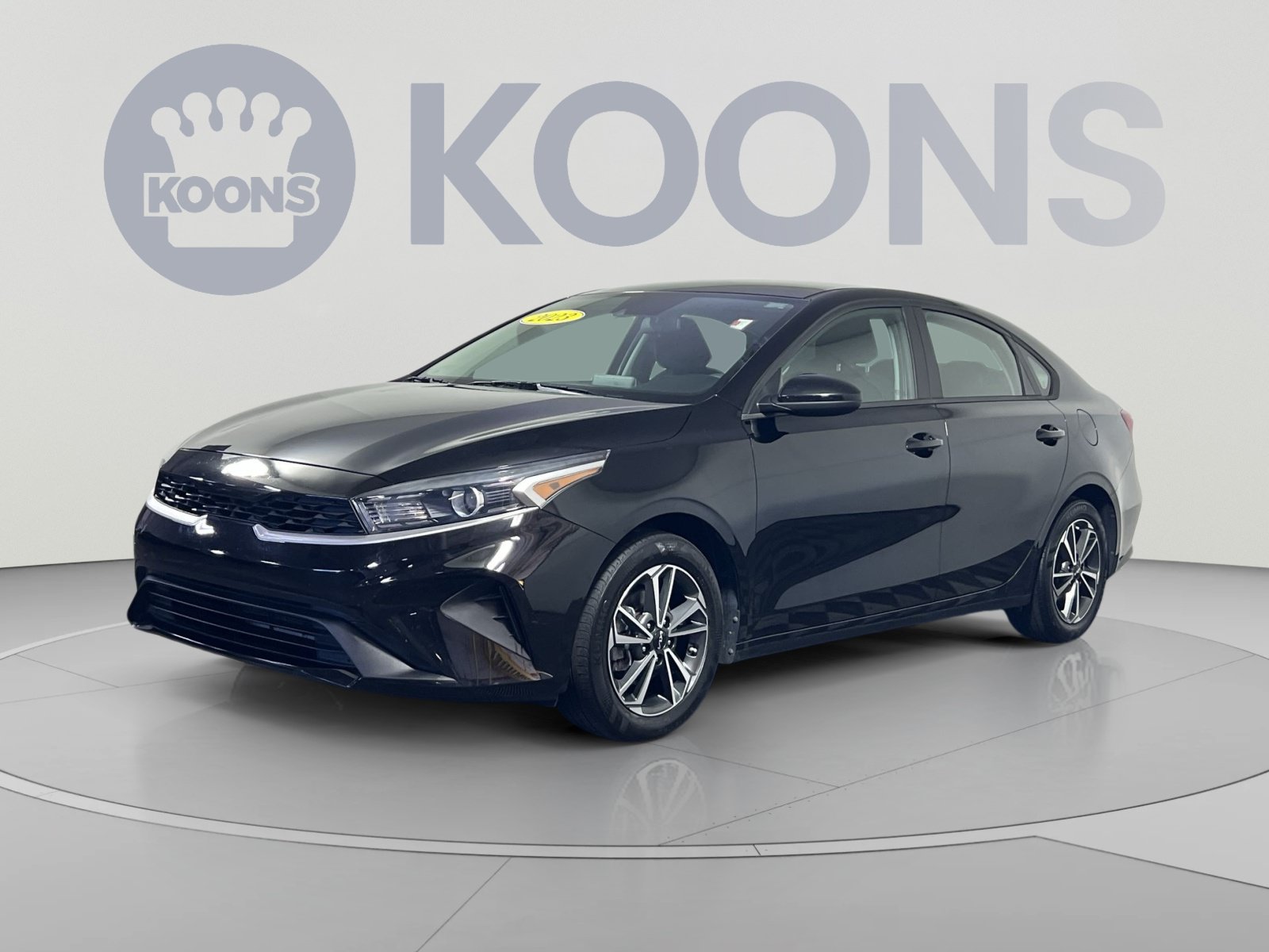 Used 2023 Kia Forte LXS FWD image 1