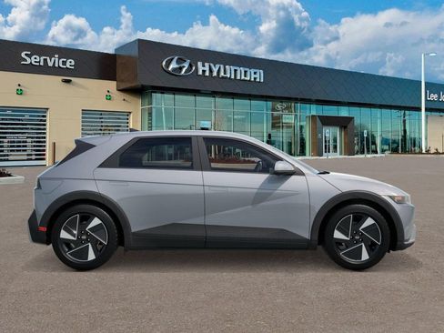 New 2026 Hyundai Ioniq 5 SEL AWD/4WD image 7