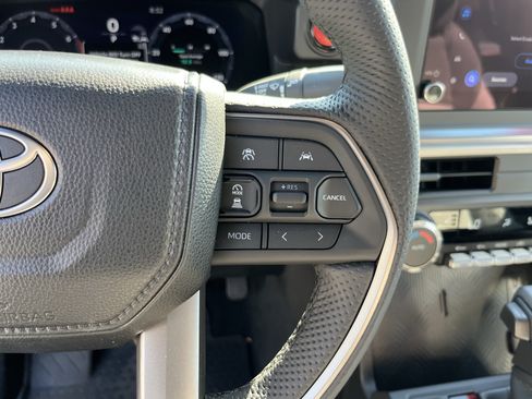 Certified 2026 Toyota Tacoma TRD Off-Road AWD/4WD image 21