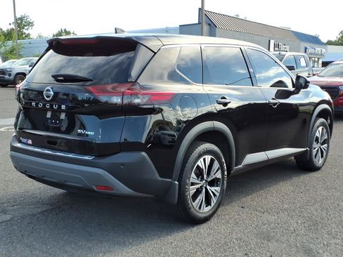 Used 2021 Nissan Rogue SV AWD/4WD image 3