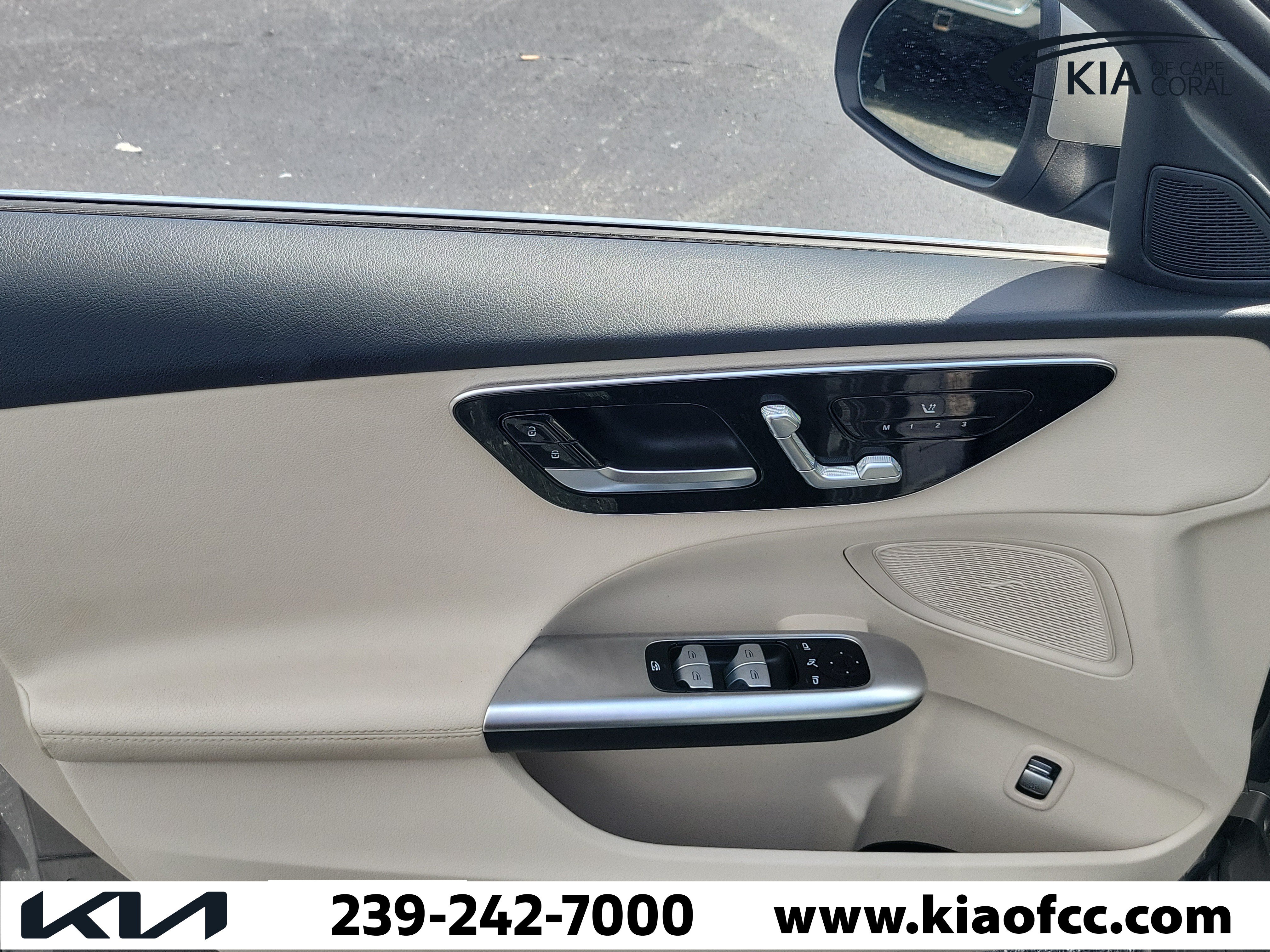 Used 2022 Mercedes-Benz C 300 4MATIC Sedan image 22