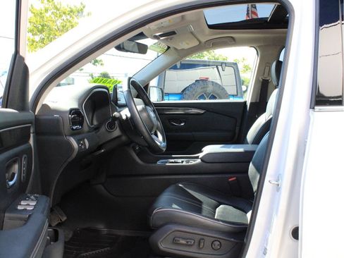Used 2023 Honda Pilot Elite image 11