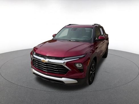 Used 2025 Chevrolet TrailBlazer LT image 7