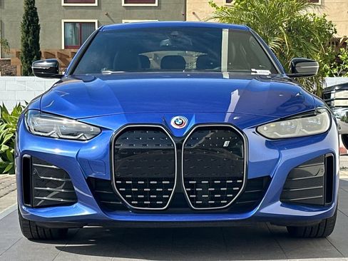 Used 2023 BMW i4 eDrive40 w/ M Sport Package image 8